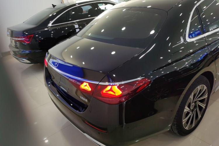 Used Mercedes-Benz E-Class 2024 Facelift E 300 L Luxury Edition