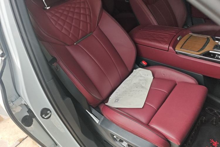 Used Hongqi E-HS9 2022 660 km Range Flagway Edition Six Seats