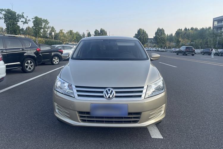 Used Volkswagen Santana 2013 1.6L Automatic Fashion Edition Exterior 1