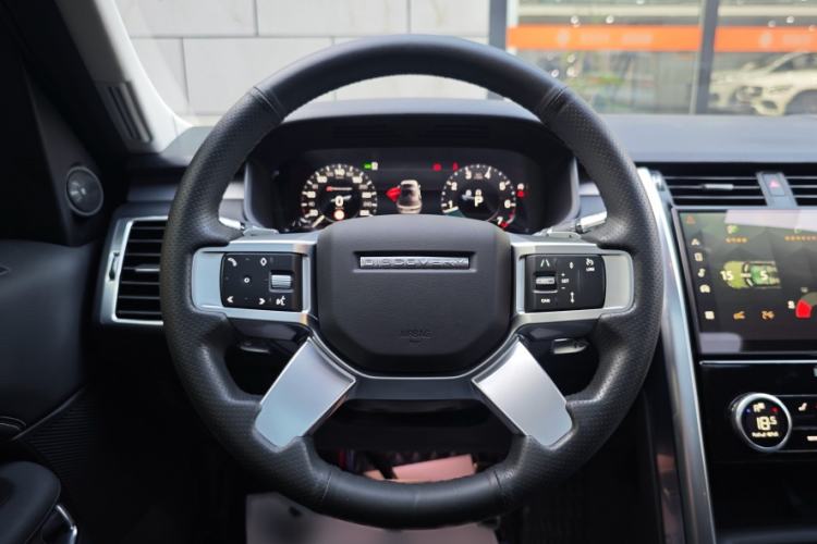 Used Land Rover Discovery 2021 360 PS R-Dynamic S
