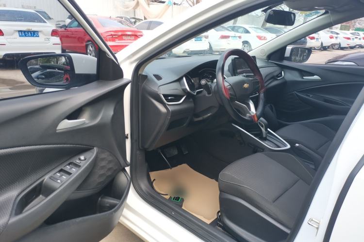 Used Chevrolet Cavalier 2020 325T Automatic Enjoyment Edition Driver Seat