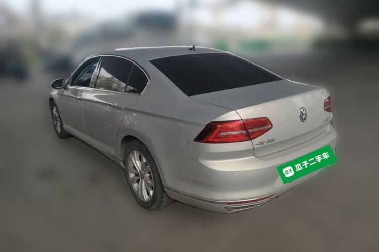 Used Volkswagen Magotan 2017 330TSI DSG Luxury Model
