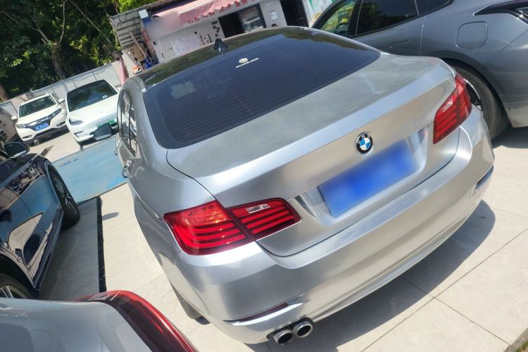 Used BMW 5 Series 2014 528Li Leading Model Rear Left 45 Deg