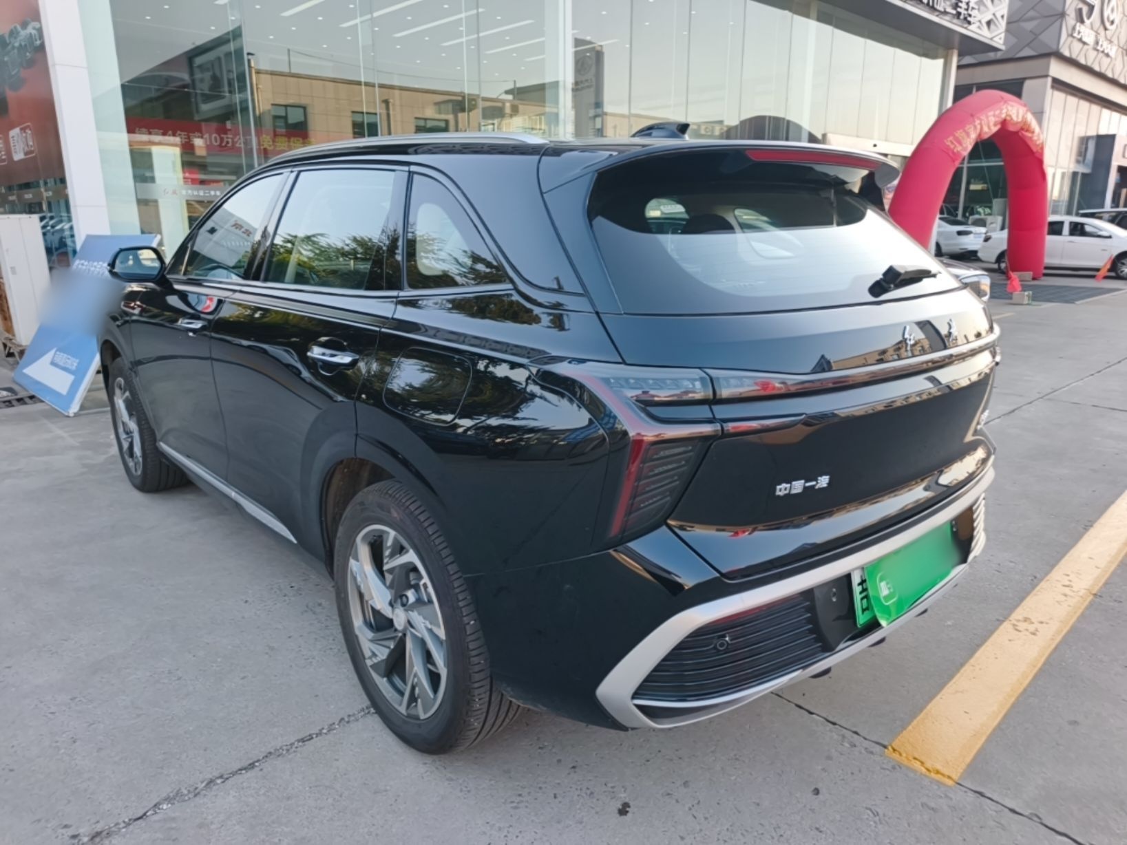 Hongqi HS3 PHEV 2025 Model 117km Jingwei Edition — снимка 4