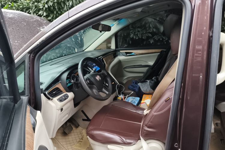 Used Buick GL8 2017 ES 28T Comfort Model China V Standard