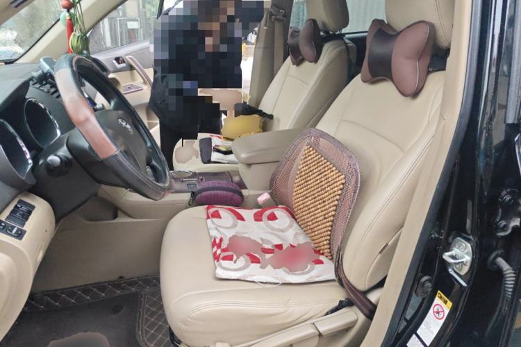 Used Toyota Highlander 2013 2.7L Two-Wheel Drive 5-Seater Purple Gold Edition
