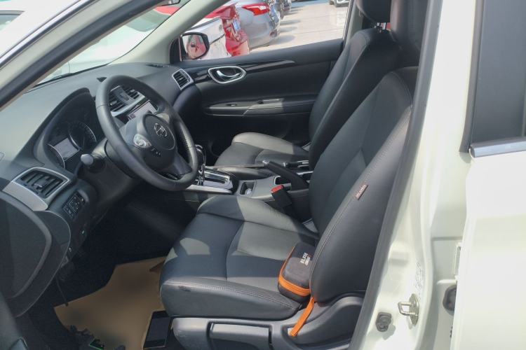 Used Nissan Sylphy 2018 1.6XV CVT Deluxe Edition Left Front Seat