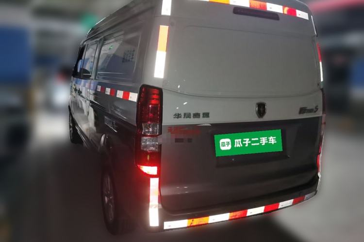 Used Jinbei New Hiace S 2023 1.5L Wealth Edition Van 2/5-Seater Air-Conditioned Model SWC15M
