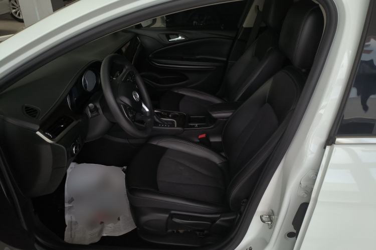 Used Buick Verano 2019 Sedan 20T Dual-Clutch Leading Model
