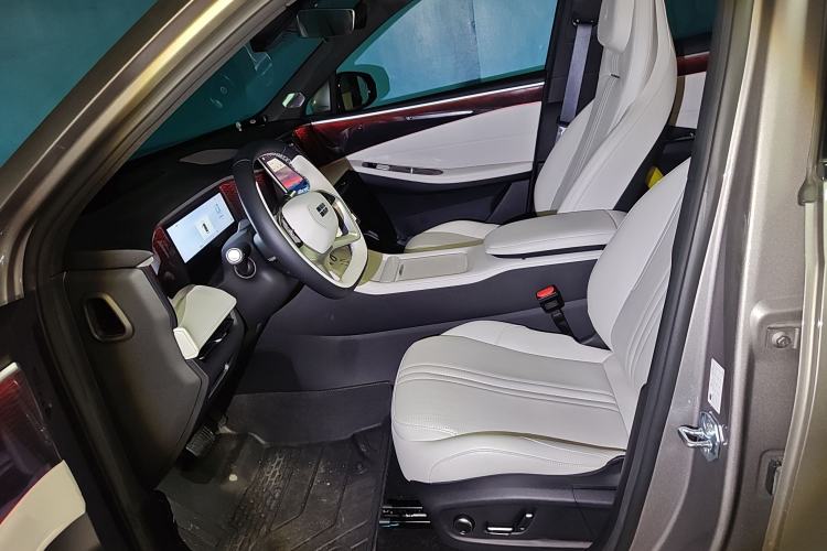 Used Geely Galaxy L7 2023 1.5T 115 km Starship
