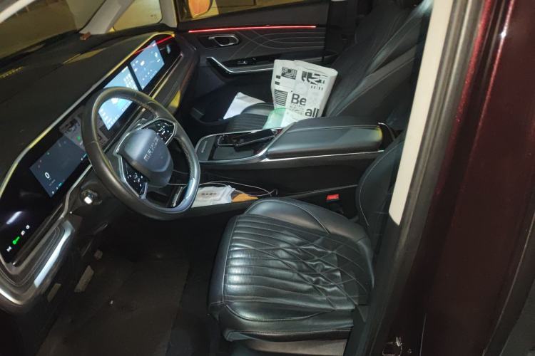 Used SAIC MAXUS G90 2022 2.0T Xingyun Seven-Seater Version
