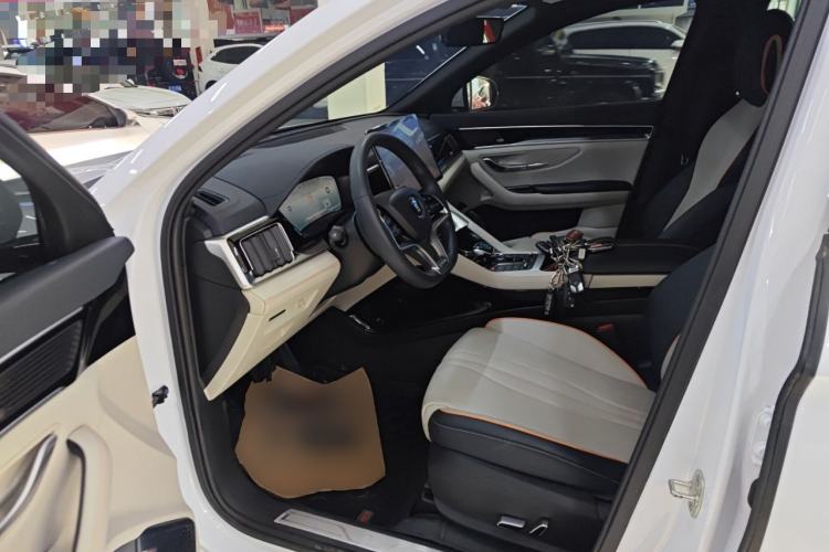 Used BYD Song PLUS New Energy 2023 Champion Edition DM-i 110KM Flagship Model