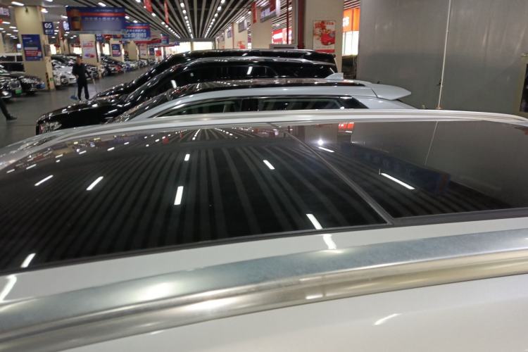 Used Volvo XC60 2019 T5 4x4 Smart Edition China VI Standard Roof