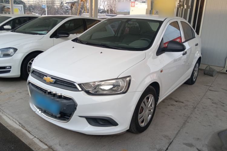 Used Chevrolet Aveo Sonic 2014 Sedan 1.4SL MT Comfort Edition