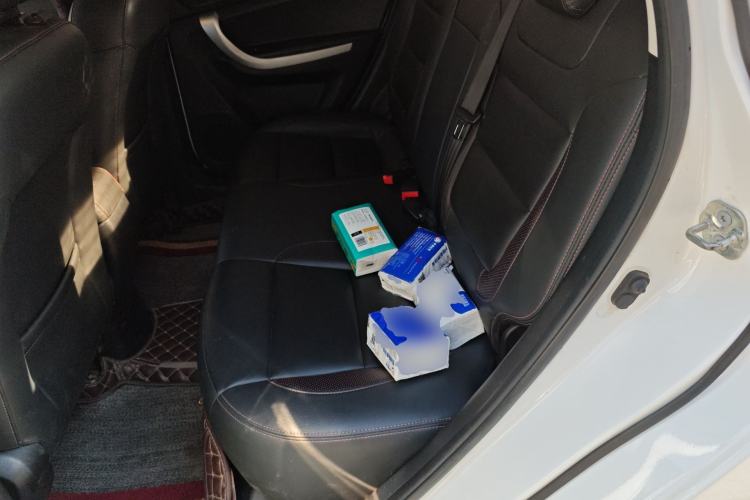 Used CHANGAN CS35 2016 1.6L Manual Luxury Model China V Standard