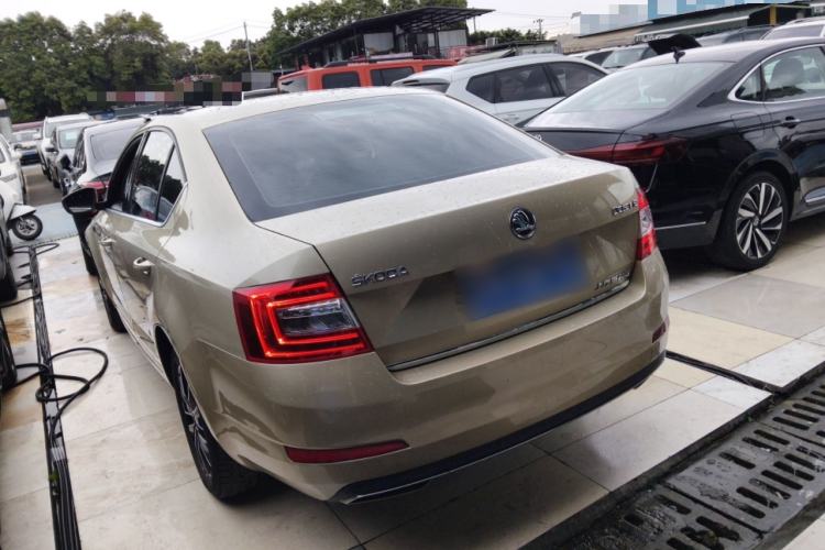 Used Skoda Octavia 2017 1.6L Automatic Smart Drive Edition
