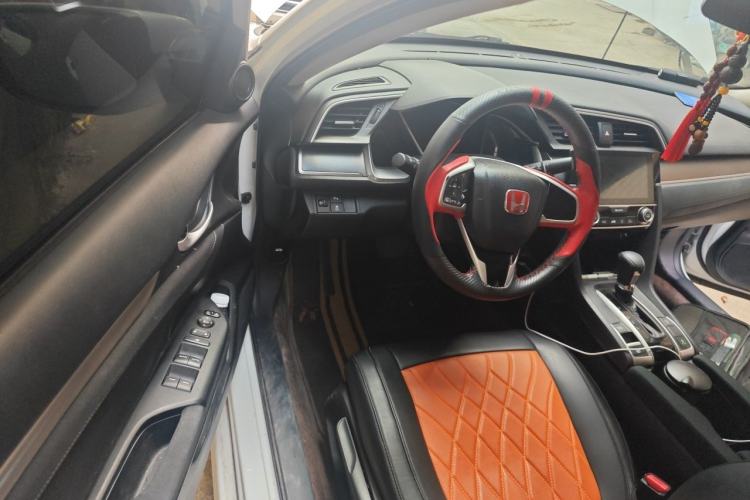 Used Honda Civic 2016 220TURBO CVT Luxury Edition
