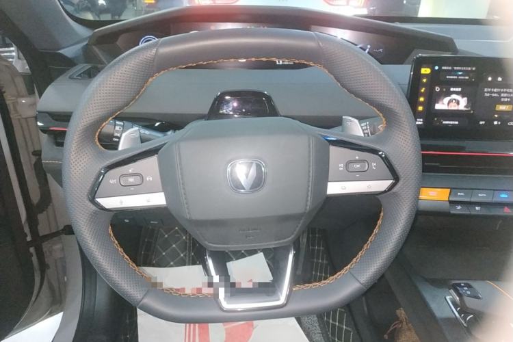 Used Changan UNI-V 2024 1.5T Prestige Sport Edition
