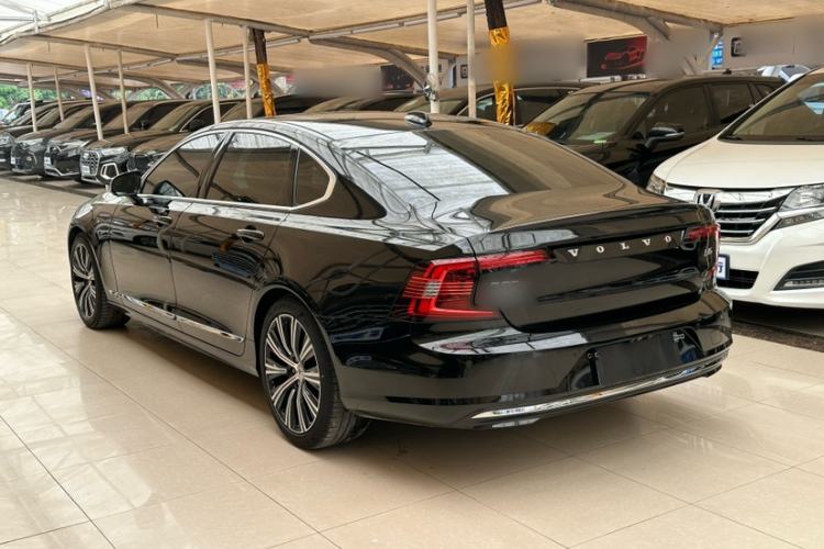 Used Volvo S90 2024 B5 Zhiyuan Luxury Edition
