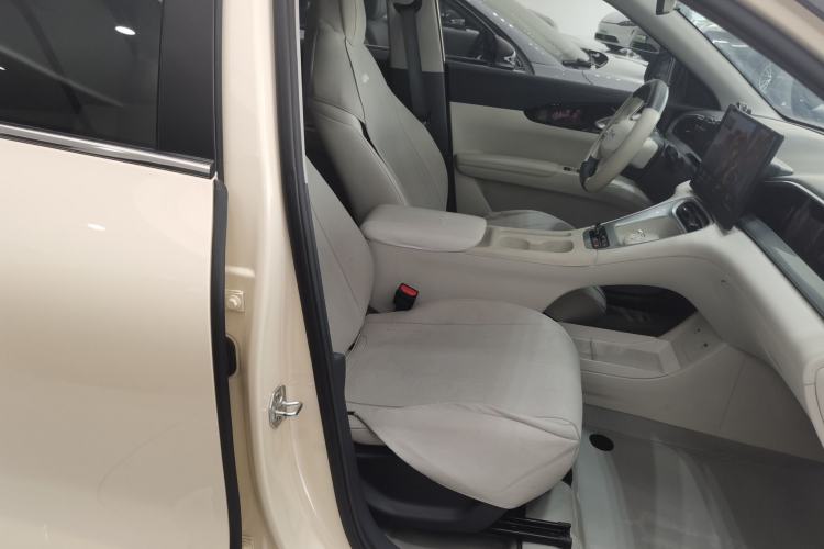 Used Geely Galaxy Geome 2025 UP 410km Exploration+ Edition Right Front Seat