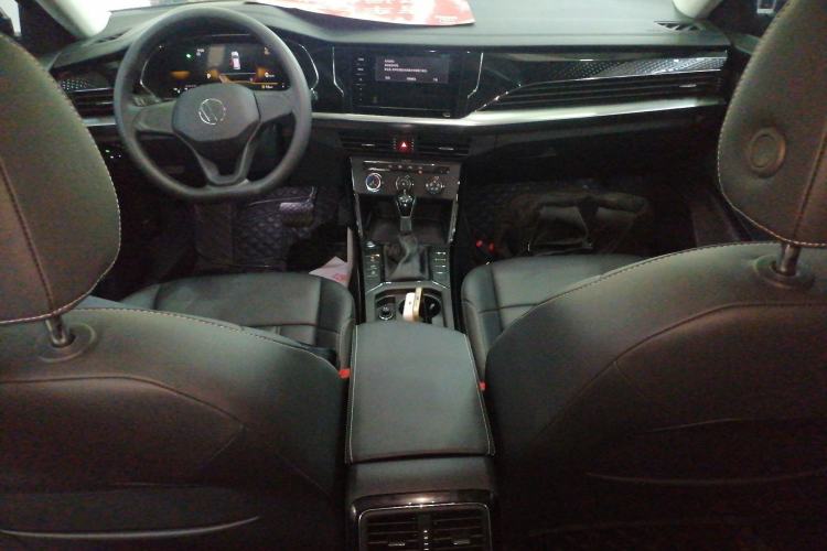 Used Volkswagen Passat 2023 Revised Version 280TSI Business Edition Center Console