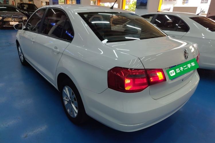 Used Volkswagen Jetta 2015 1.6L Automatic Comfort Model Rear Left 45 Deg