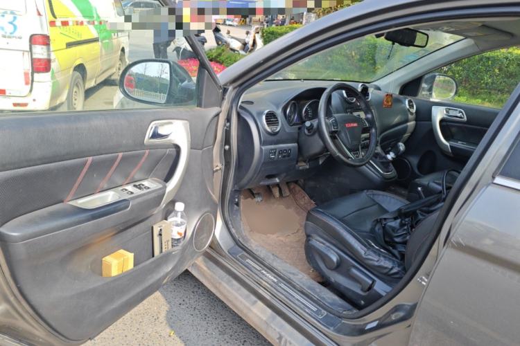 Used Haval H6 2013 Upgraded Model 1.5T Manual Two-Wheel Drive Elite Version