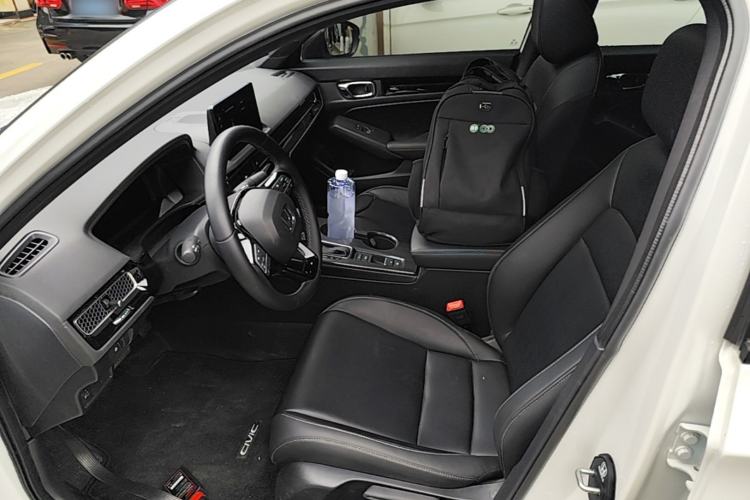 Used Honda Civic 2025 240TURBO CVT SmartFun Pro
