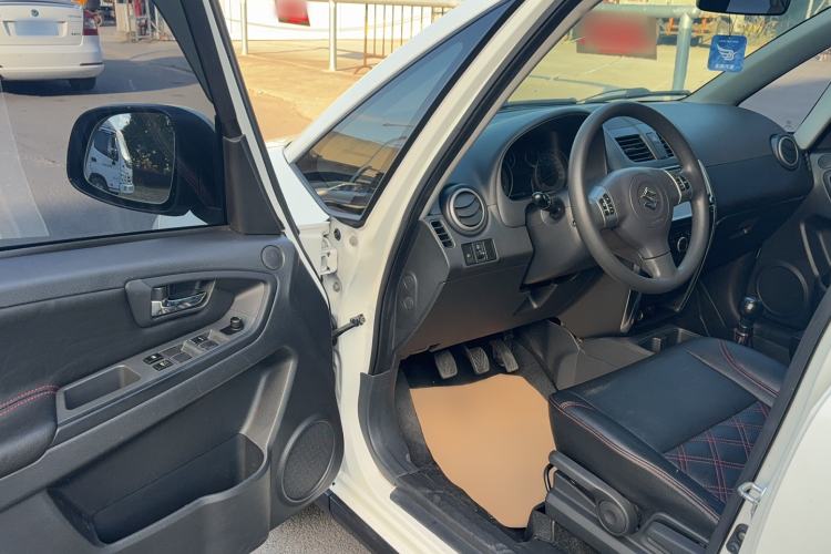 Used Suzuki SX4 2013 1.6L Manual CoolRide Model