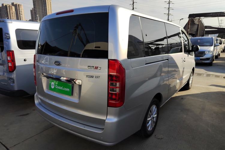 Used JAC Refine M3 2022 PLUS 1.5T 7-Seater Standard Model