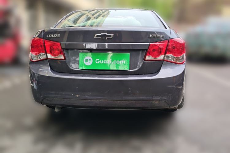 Used Chevrolet Cruze 2011 1.6L SE MT Transformers Edition Rear