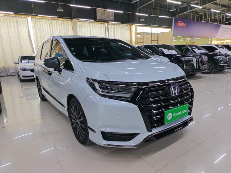 Used Honda Elysion 2024 2.0L eHEV Ultimate Edition — 3