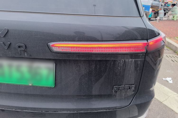 Used ONVO Luxeed L90 2025 Model—Max Six-Seater Version Right Rear Taillight