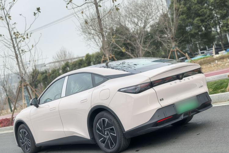 Used ARCFOX Alpha S5 2024 560PRO 185kW