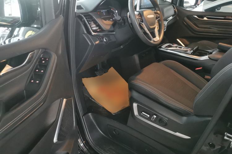 Used SAIC MAXUS G20 2021 PLUS 2.0T Gasoline Automatic Luxury Edition