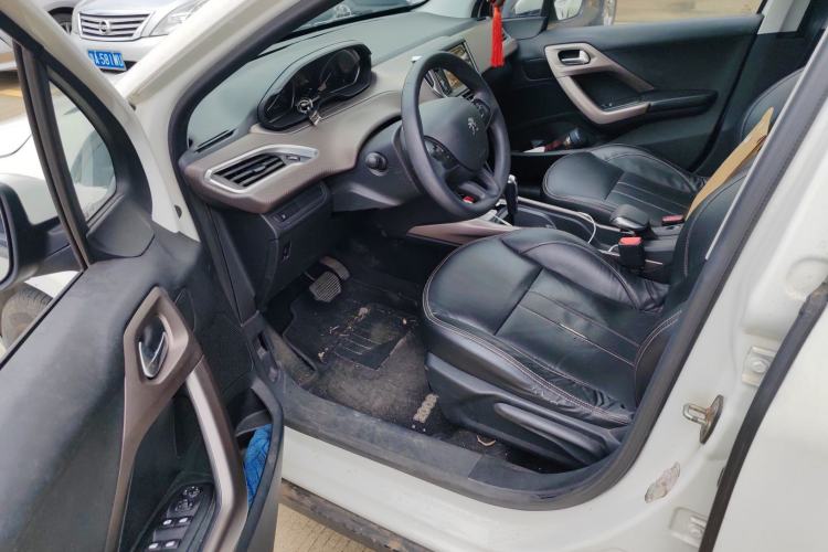 Used Peugeot 2008 2014 1.6L Automatic Fashion Edition