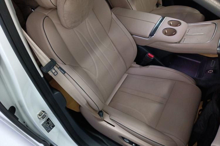 Used XPeng X9 2025 740 Ultra-Long Range Max
