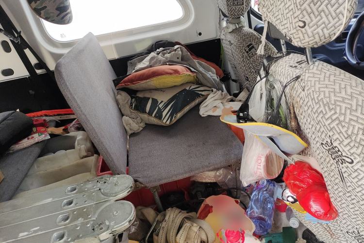 Used Yufeng Gold Warehouse 2025 Model Bus Version without Slow Charger