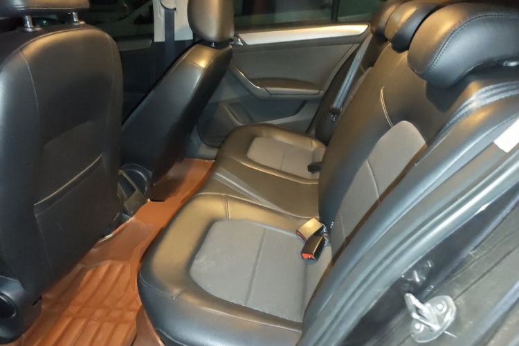 Used Volkswagen Santana 2015 1.6L Automatic Comfort Edition Left Rear Seat