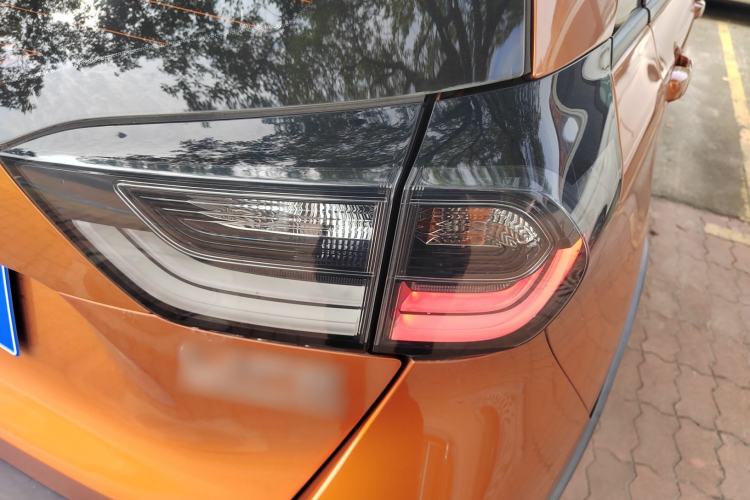 Used Honda LIFE 2021 1.5L CVT CRO-SS Fun Edition