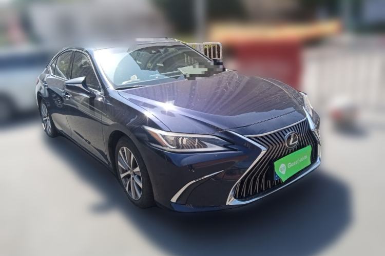 Used Lexus ES 2018 200 Excellence Edition China VI Standard
