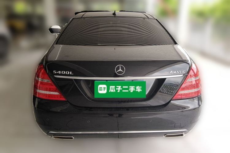 Used Mercedes-Benz S-Class 2010 S 350 L Luxury Model Rear