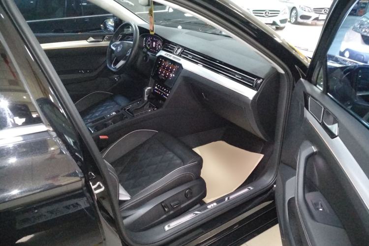 Used Volkswagen Magotan GTE Plug-in Hybrid 2022 GTE Prestige Model