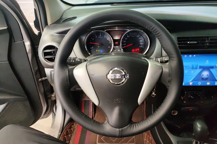 Used Nissan Livina 2013 Jinrui 1.6XL CVT Comfort Edition Steering Wheel