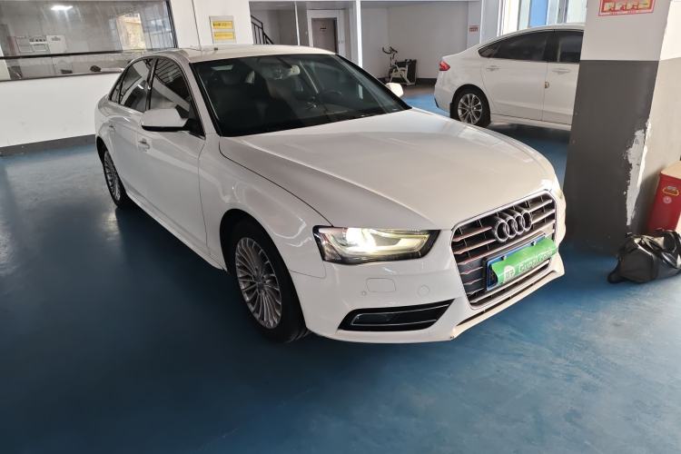 Used Audi A4L 2013 35 TFSI Automatic Technology Edition Front Right 45 Deg