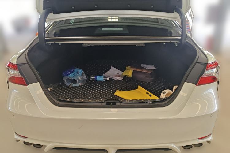 Used Toyota Camry 2023 2.0S Knight Edition