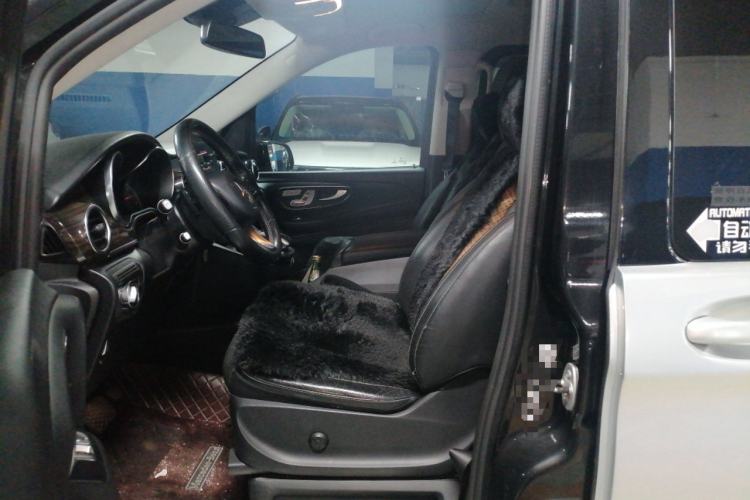 Used Mercedes-Benz V-Class 2017 V 260 Avantgarde Edition