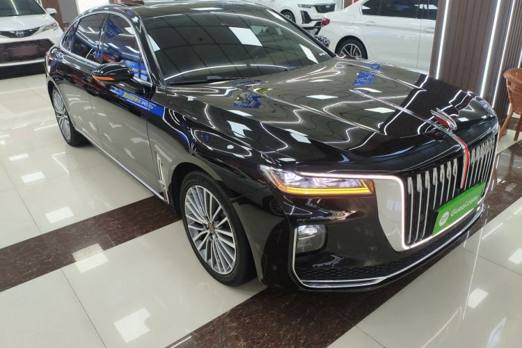 Used Hongqi H9 2020 2.0T Smart Connect Flagship Edition Front Right 45 Deg