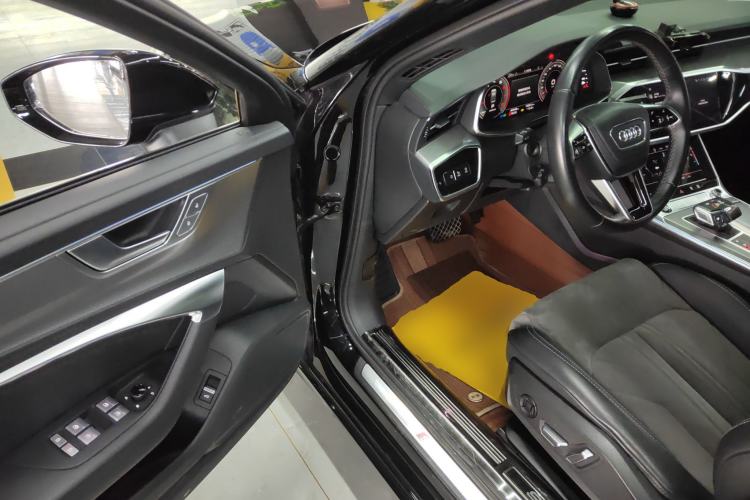 Used Audi A6L 2023 Revised 40 TFSI Luxury Dynamic Edition
