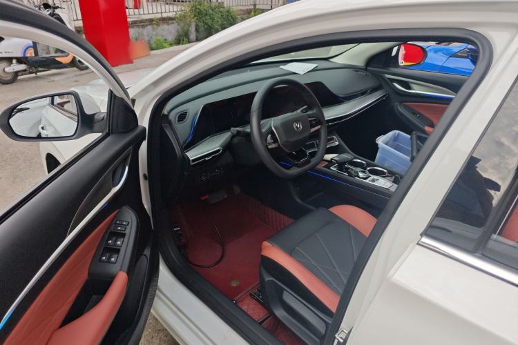 Used CHANGAN Eado 2022 PLUS Blue Whale NE 1.4T GDI DCT Prestige Edition Driver Seat